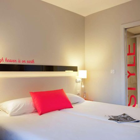 Ibis Styles Antibes Juan Les Pins Hotel Bagian luar foto