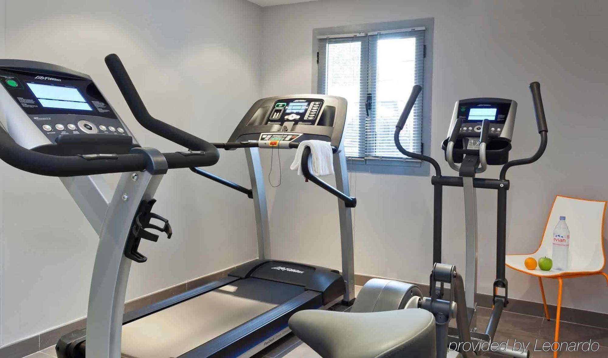 Ibis Styles Antibes Juan Les Pins Hotel Bagian luar foto