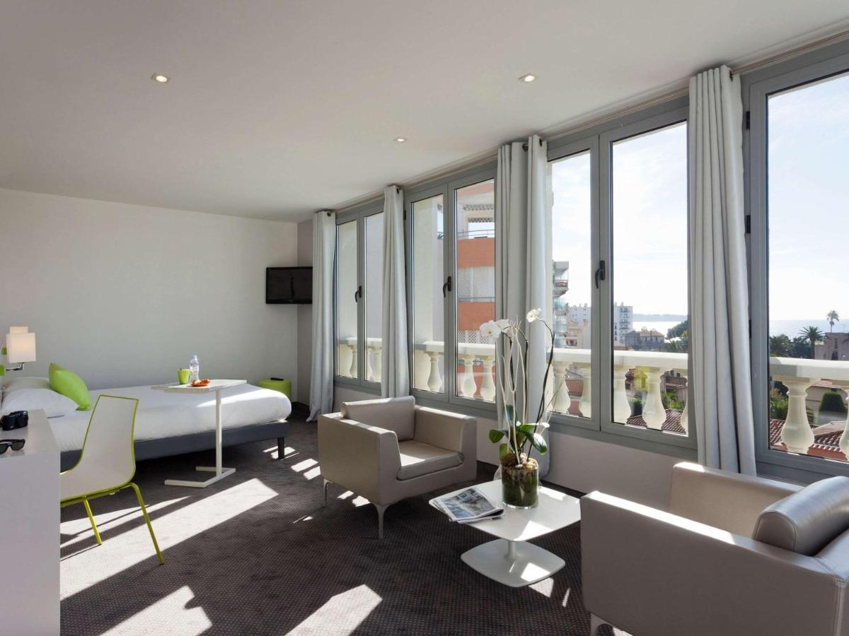 Ibis Styles Antibes Juan Les Pins Hotel Bagian luar foto